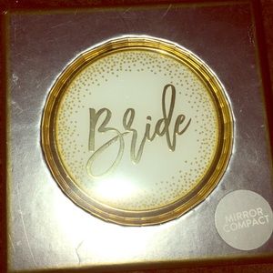BRIDE MIRROR COMPACT